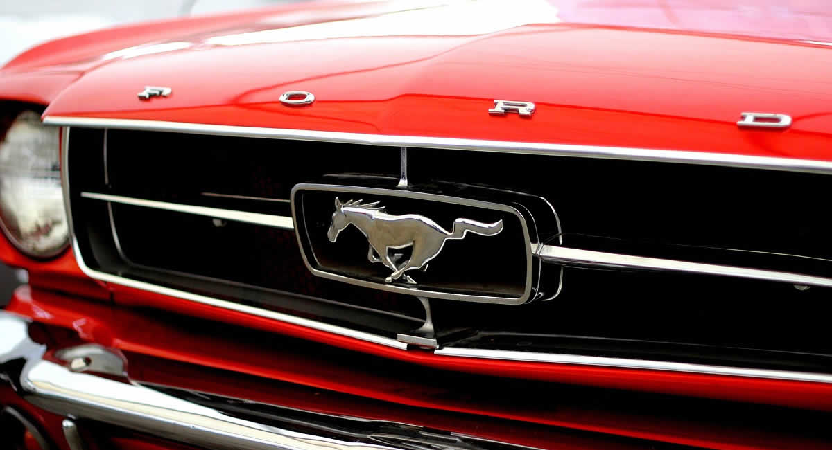 mustang-vermelho