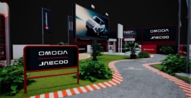 Robô humanoide em demonstração no Festival Interlagos