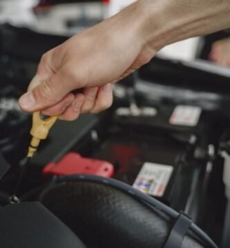 Óleo usado convertido em lubrificante automotivo