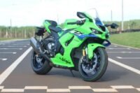 Kawasaki Ninja ZX-10R 2027 em destaque