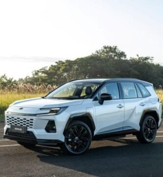 Toyota RAV4 Plug-in Hybrid 2026