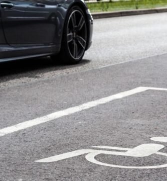 Carro adaptado para PCD