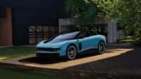 Ferrari Luce elétrica