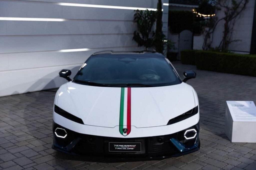 Lamborghini Temerario Tricolore em destaque