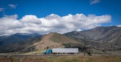 Motoristas impactam o transporte entre EUA e México