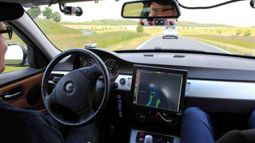 Veículos autônomos da Waymo em Munique