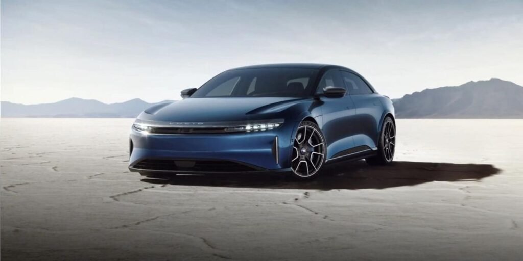 Sedã elétrico Lucid Air em recall