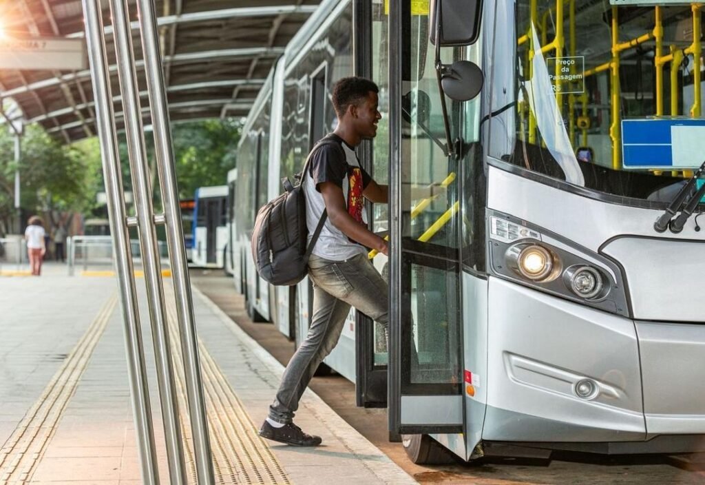 Trânsito intenso nas grandes cidades