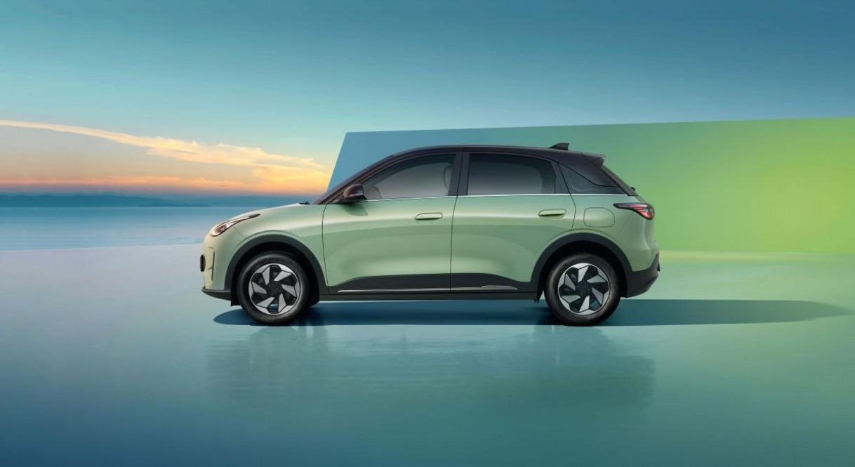 Geely EX2 em teste de segurança