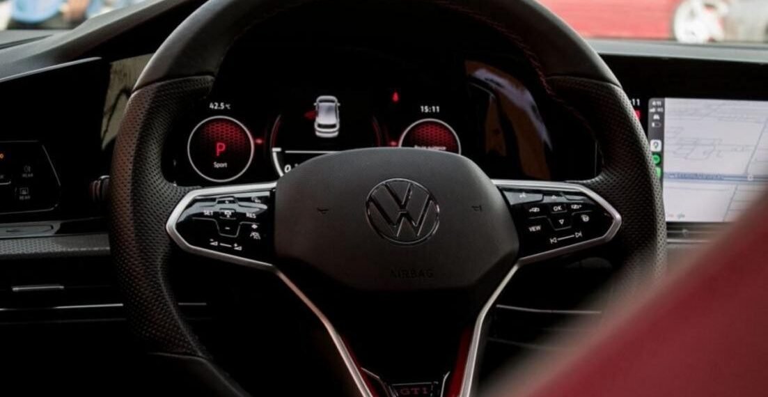 Imagem de automóvel Volkswagen durante recall