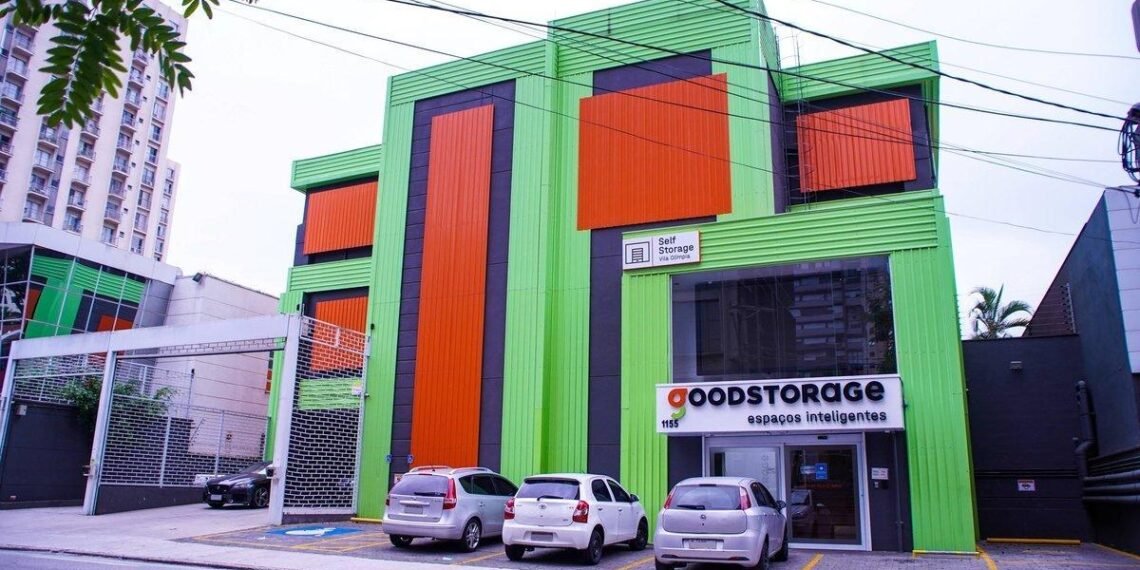 Ilustração sobre self storage no Brasil