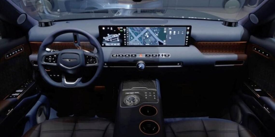 Genesis GV90 com tela OLED retrátil