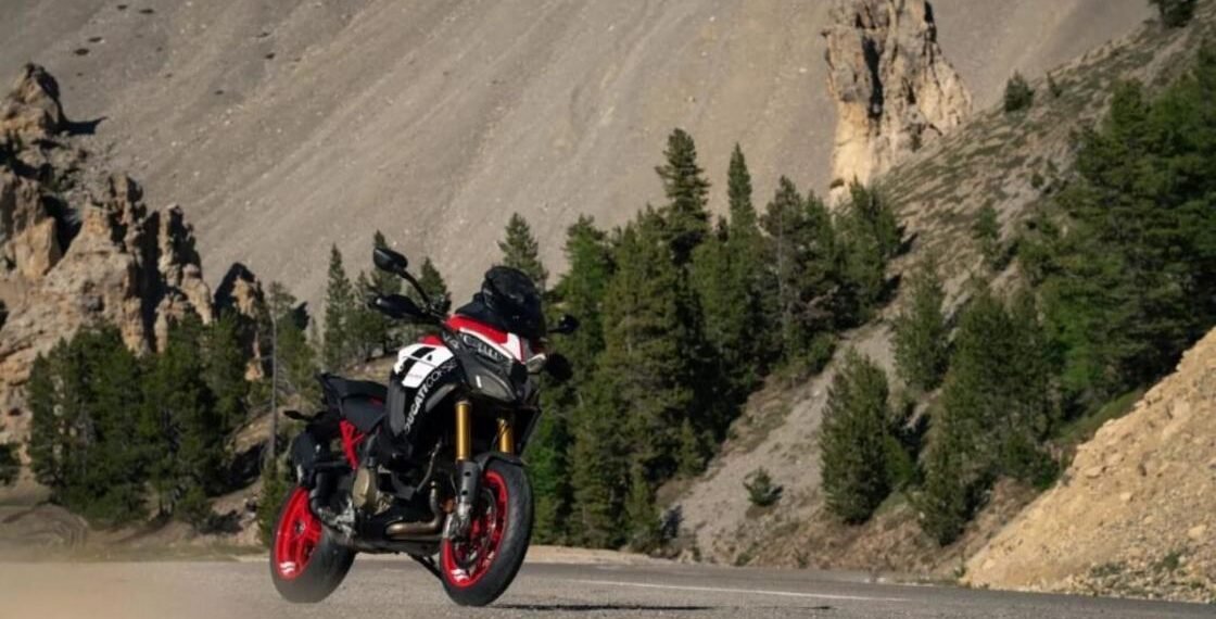 Ducati Multistrada V4 Pikes Peak 2027 em destaque
