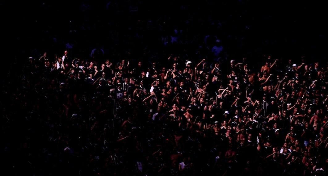 Corinthians apresenta proposta