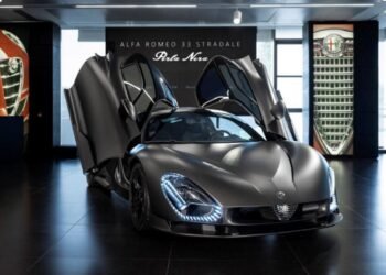 Alfa Romeo 33 Stradale Perla Nera