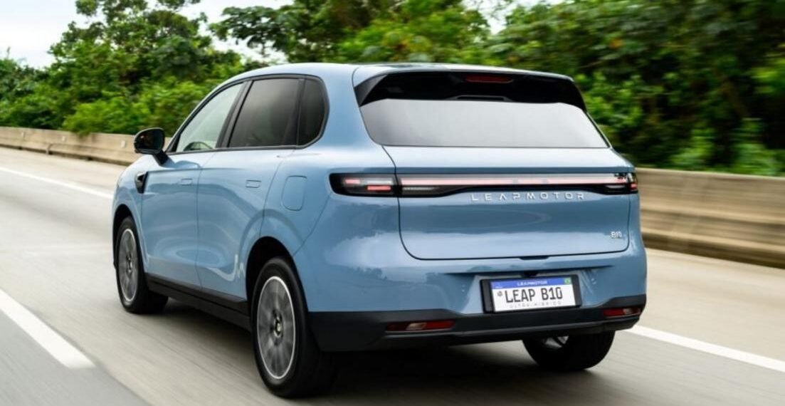 Leapmotor B10 Ultra-Híbrido 2027