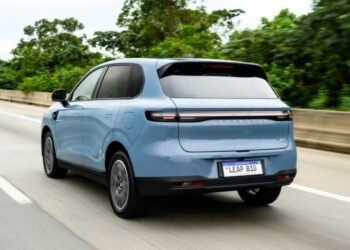 Leapmotor B10 Ultra-Híbrido 2027