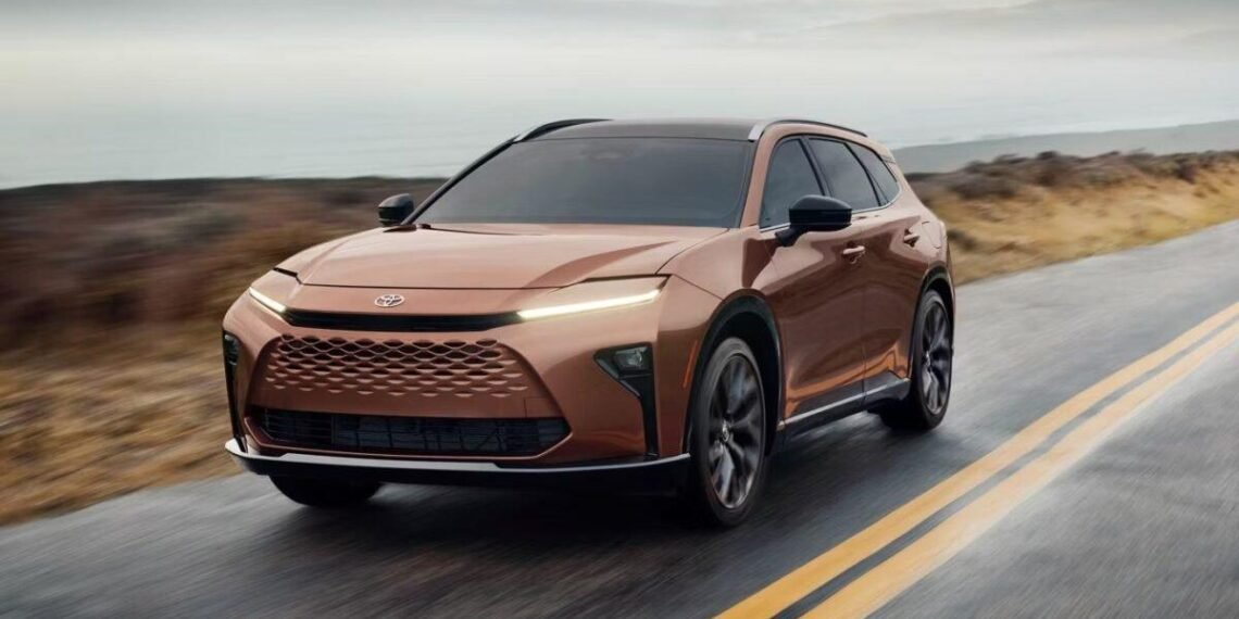 Toyota Crown Signia em apresentação
