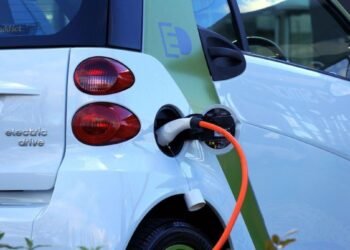 Aspecto de veículos elétricos em exposição
