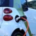 Aspecto de veículos elétricos em exposição