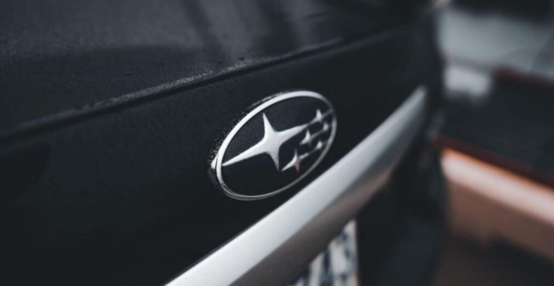 Logo da Subaru com significado das seis estrelas