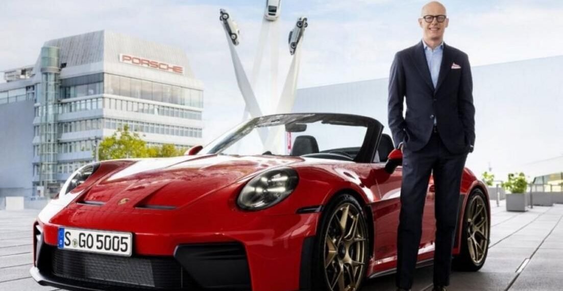 Portfólio da Porsche com foco em eficiência e inovação