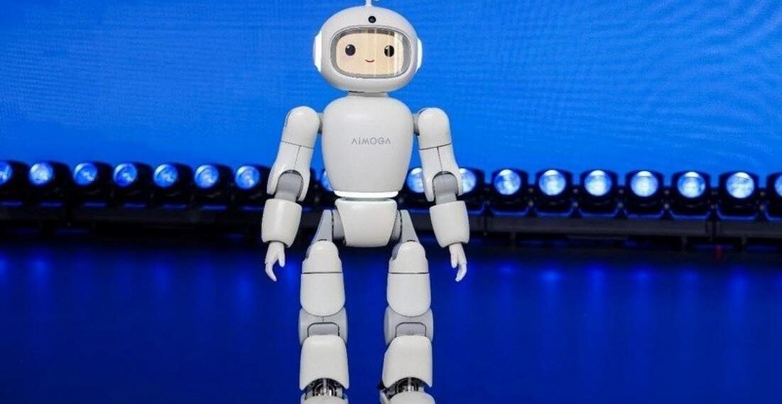 Mobo da AiMoga em apresentação
