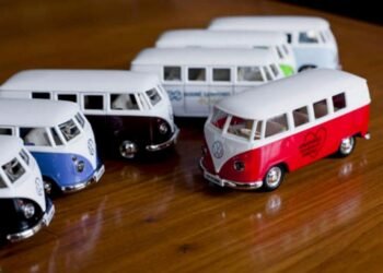 Leilão de veículos com diversas opções