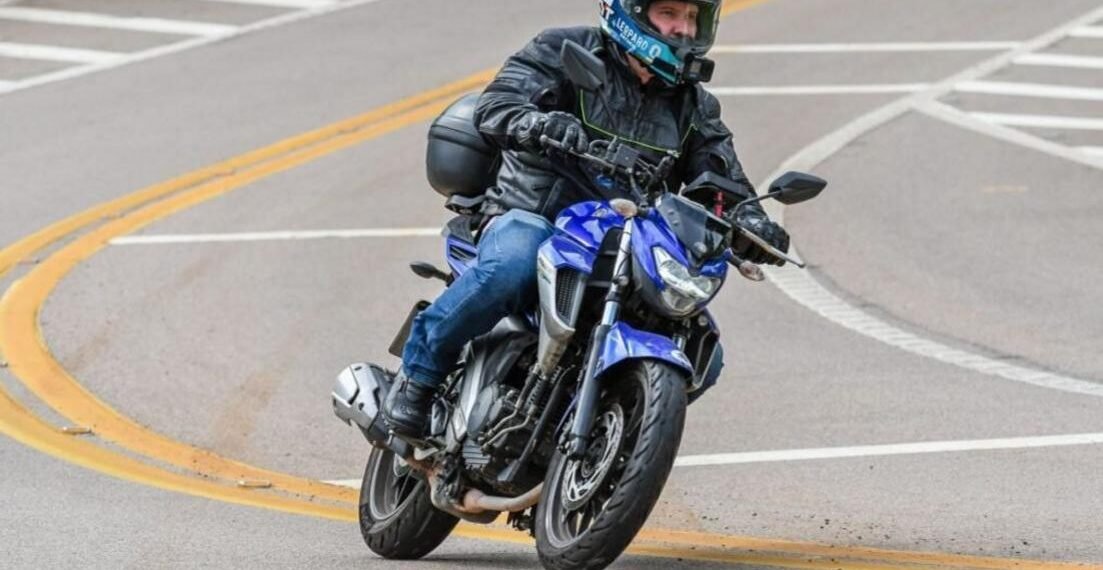 Motocicleta para entregas