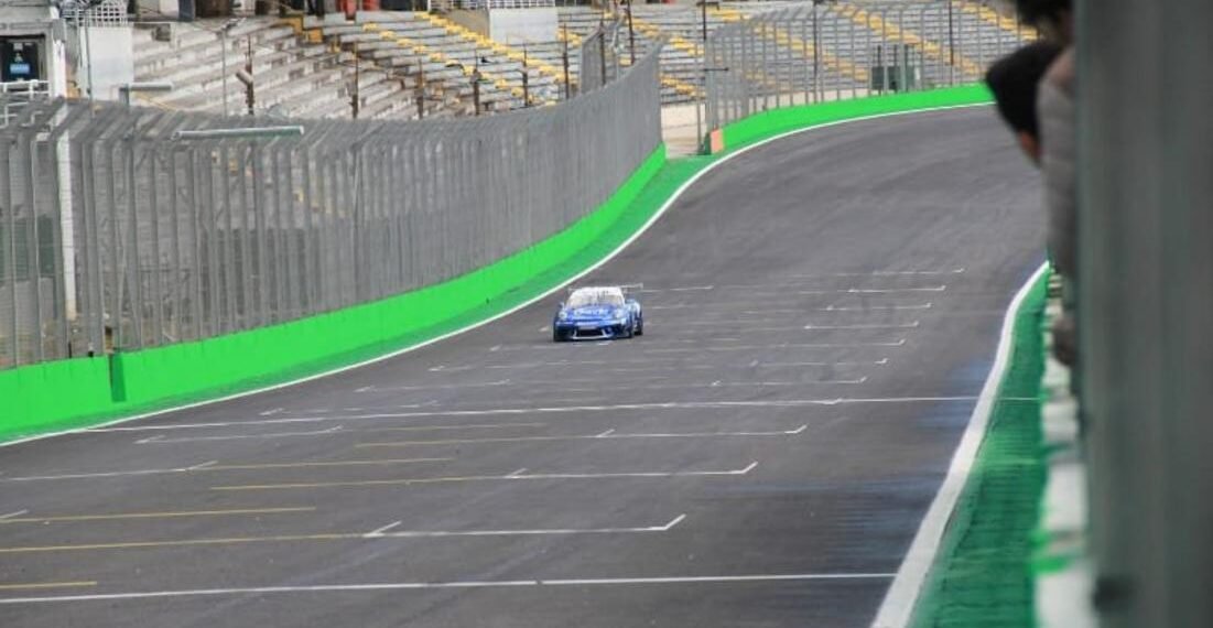 Veículos da Porsche Cup em manutenção com IA